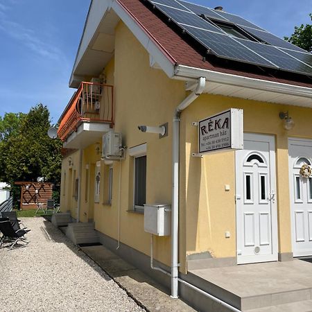 Reka Apartmanhaz Bük Exteriör bild