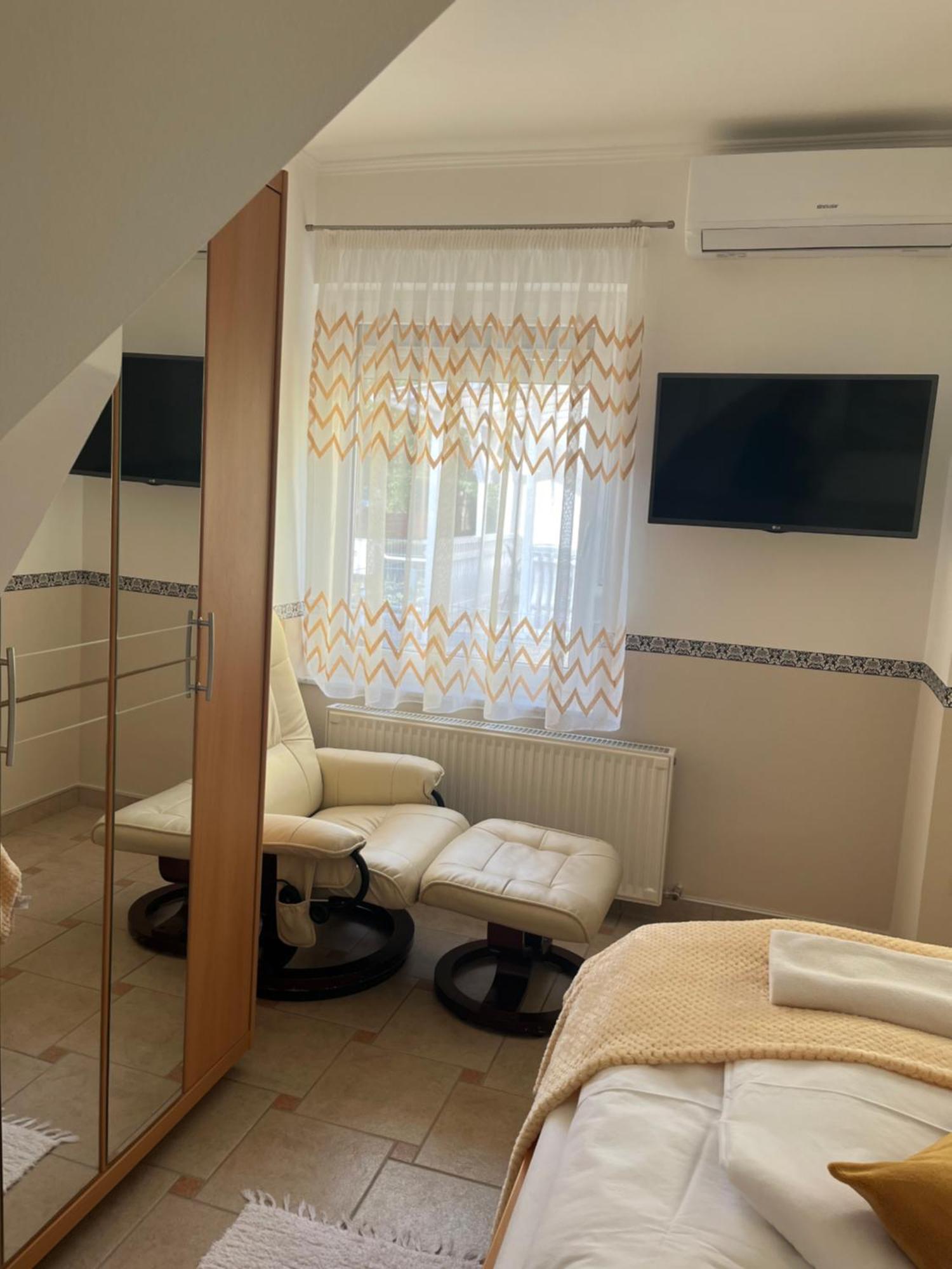 Reka Apartmanhaz Bük Exteriör bild