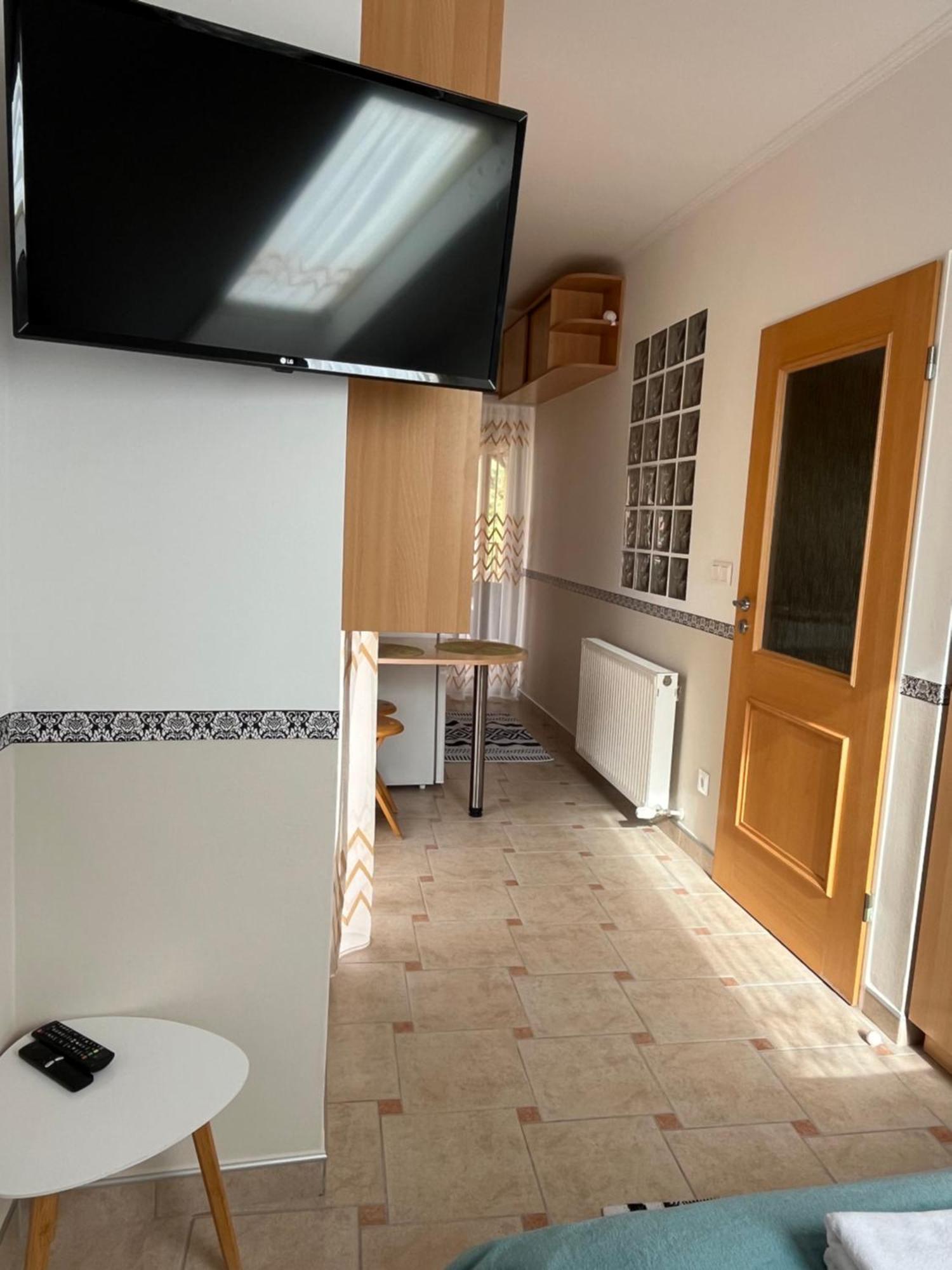 Reka Apartmanhaz Bük Exteriör bild