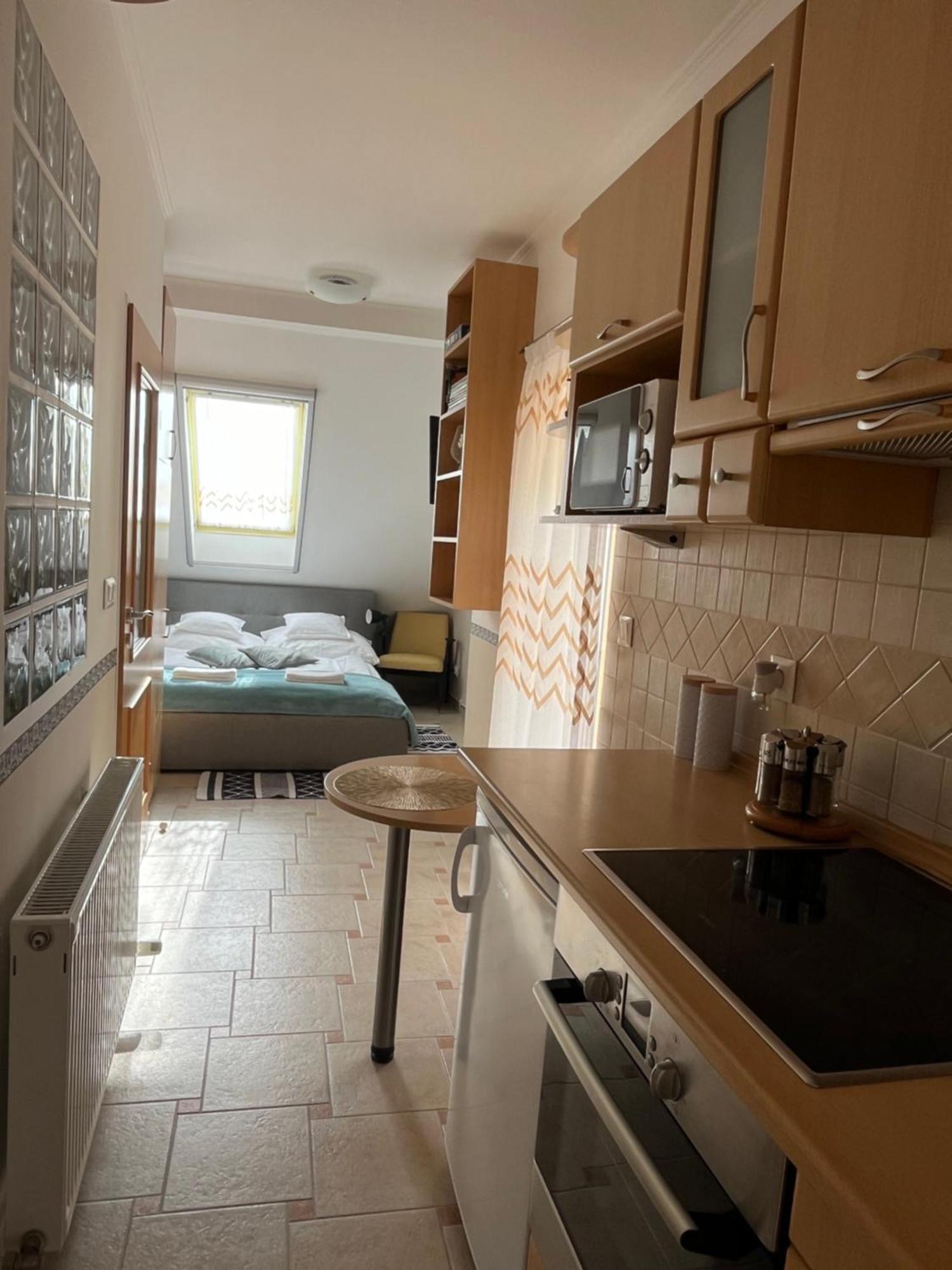 Reka Apartmanhaz Bük Exteriör bild